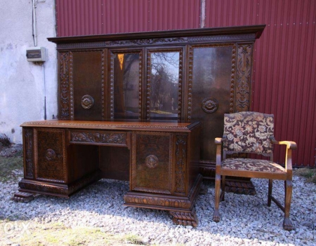 Neorenesansowy gabinet 1920 rok, biurko, biblioteka, fotel