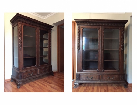 Dębowa duża witryna z XIX wieku. Neorenesansowa 