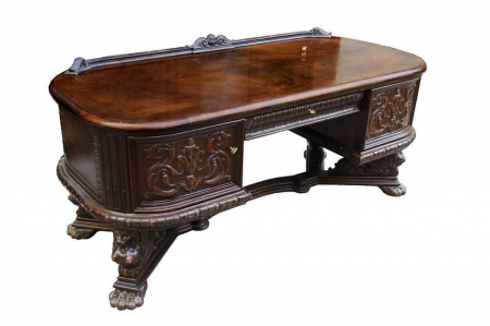 Neorenesansowe biurko gabinetowe z 1920 roku